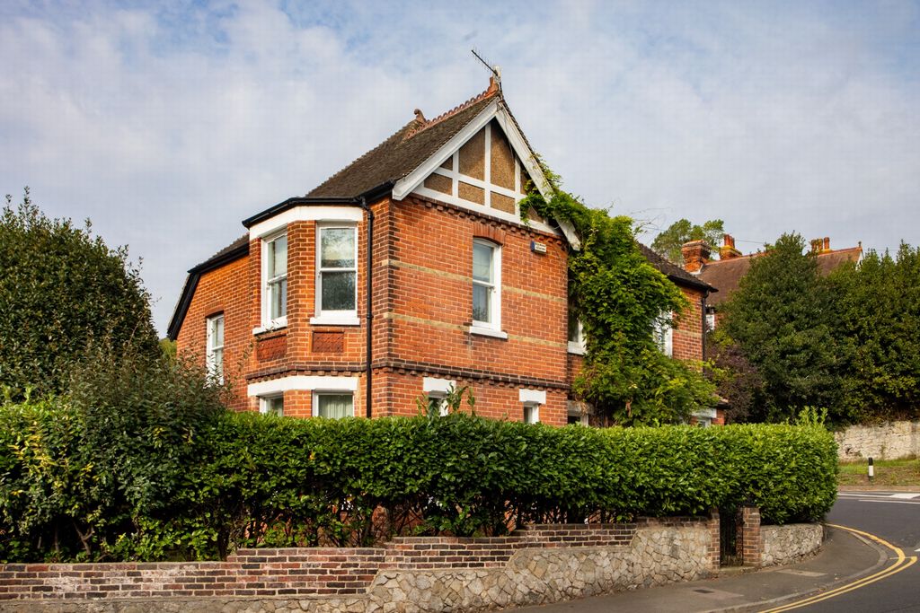 Property photo 1 of 26 Front