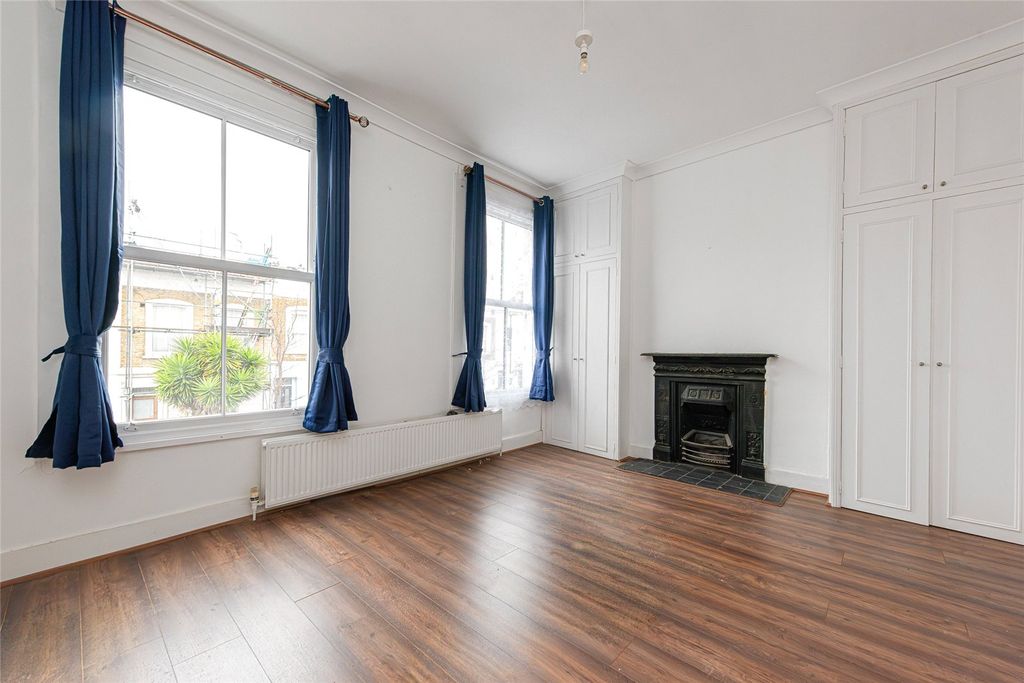 Property photo 3 of 9 Picture No. 04