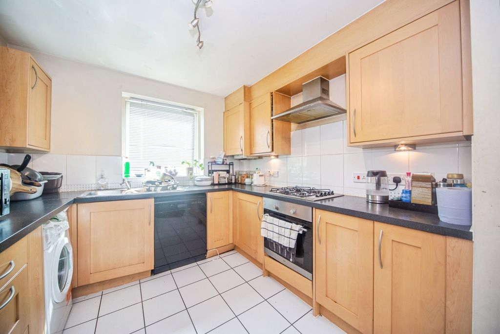 Property photo 2 of 19 Pbox-Img.Jpg