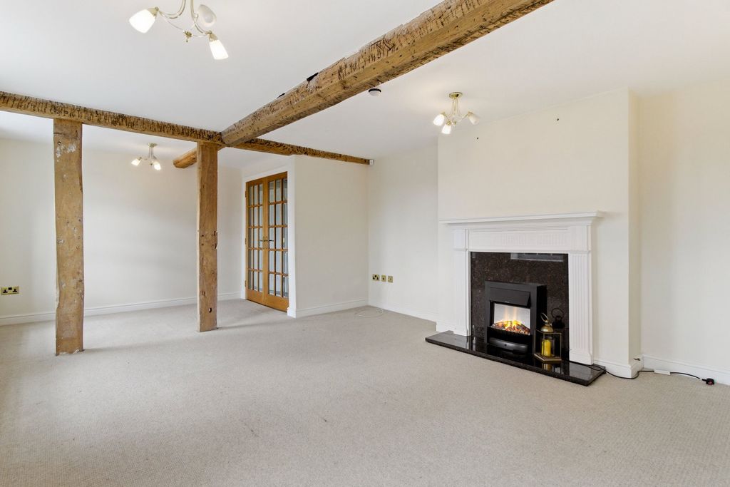 Property photo 3 of 20