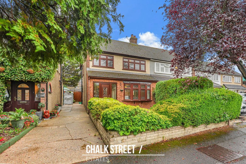 Property photo 1 of 25