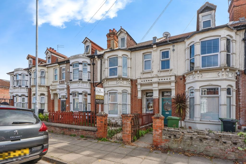 Property photo 1 of 17 Photo