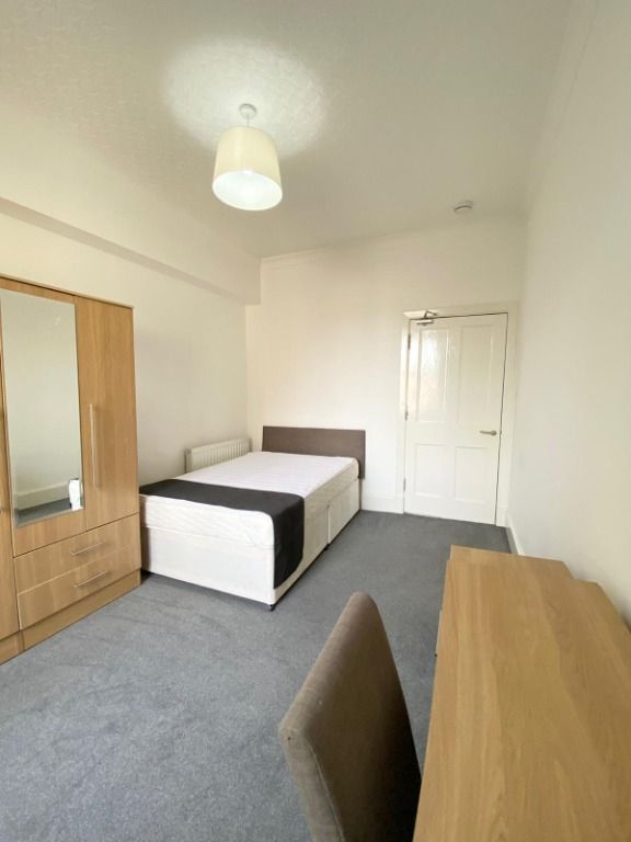 Property photo 3 of 8 Photo 3