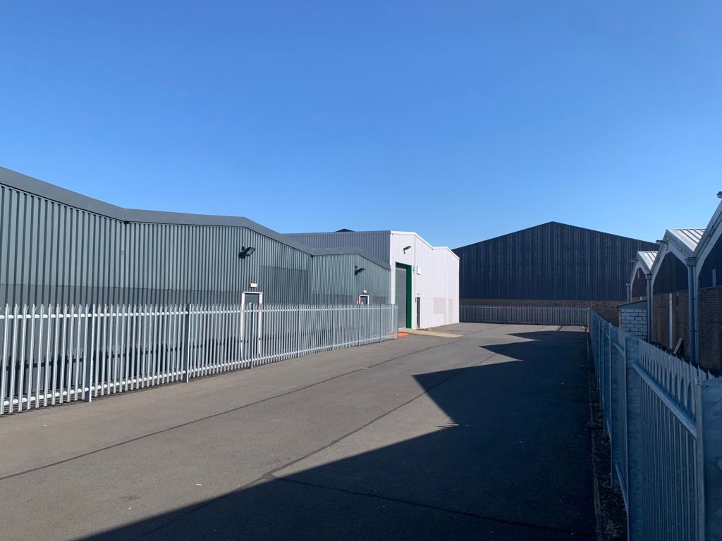 Property photo 2 of 8 Photo 29