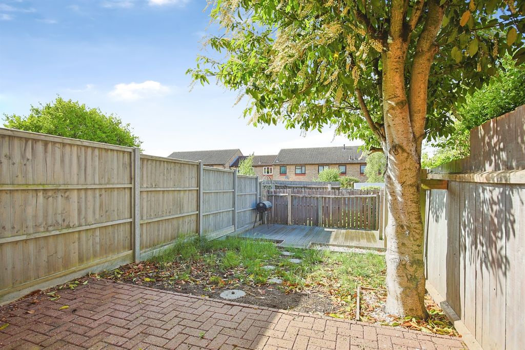 Property photo 2 of 13