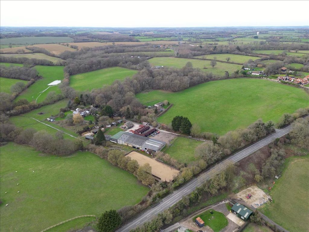 Property photo 3 of 41