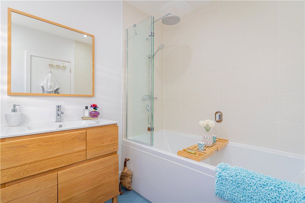 Additional image 18 of 4 bed flat for sale14 Chaddesley Glen, Canford Cliffs, Poole BH13