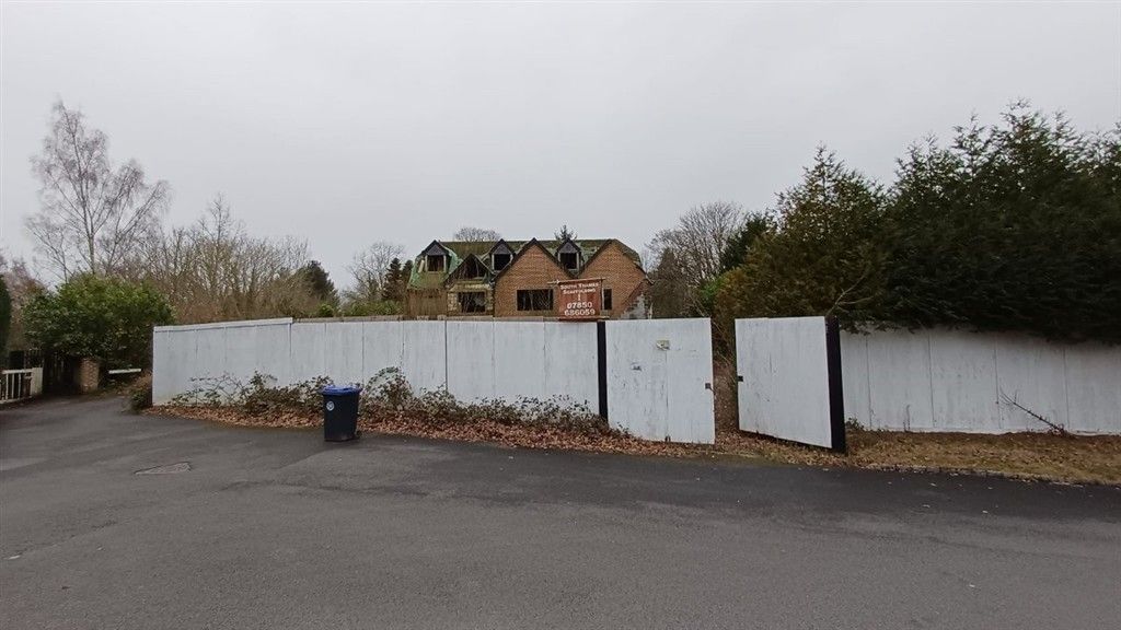 Property photo 2 of 16