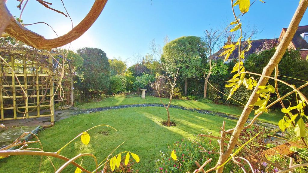 Property photo 2 of 36 Outside - Rear