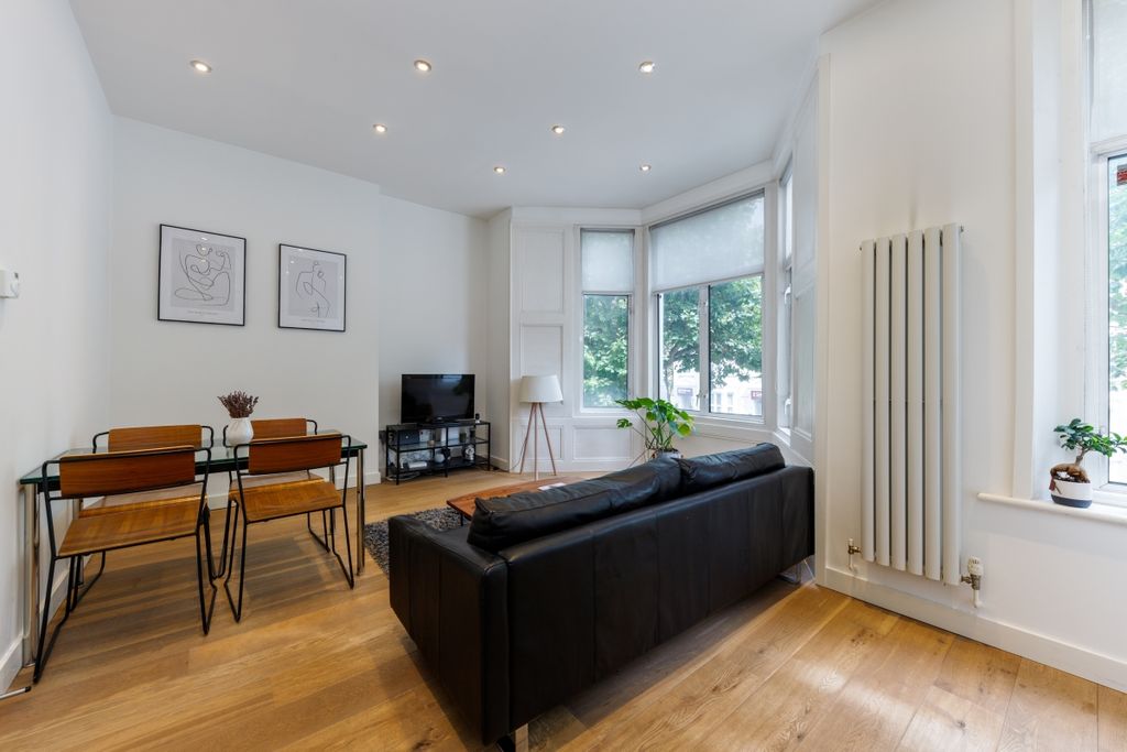 Property photo 2 of 5 Shepherds Bush Ro...