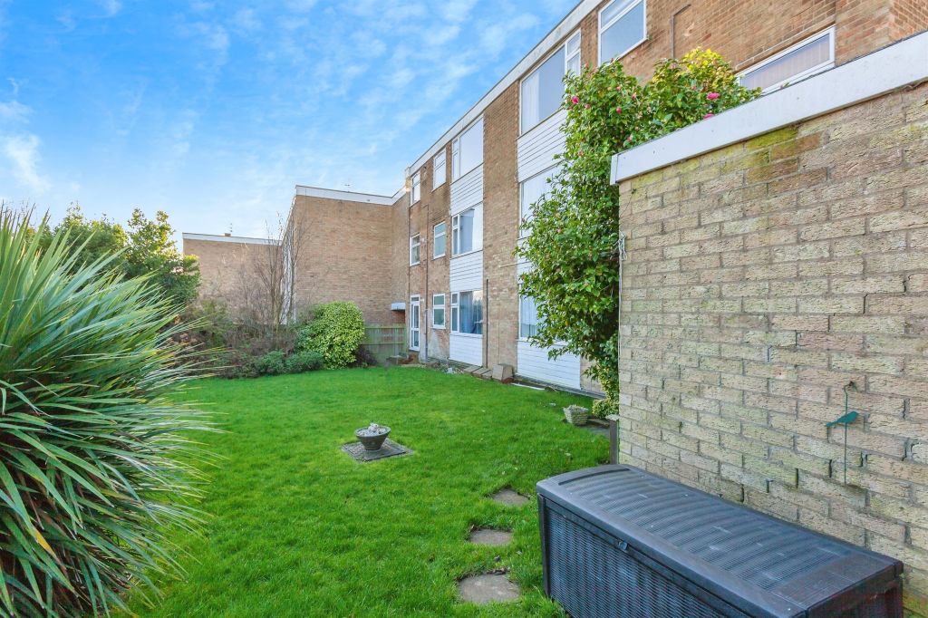 Property photo 2 of 14