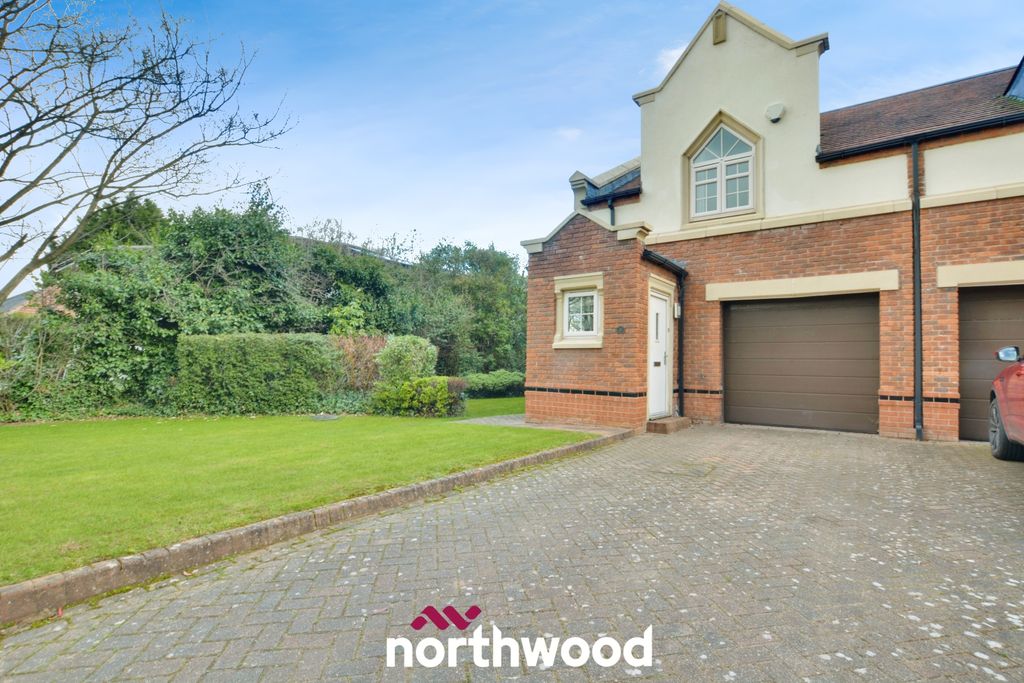 Property photo 3 of 21