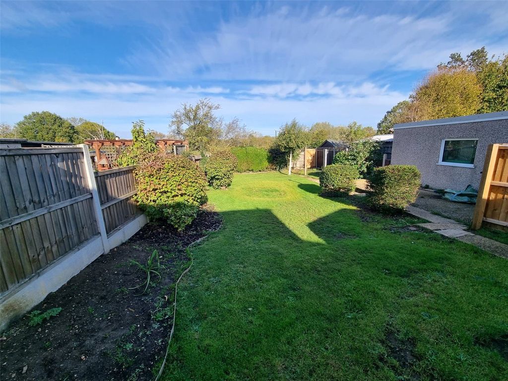 Property photo 2 of 23 Picture No. 18