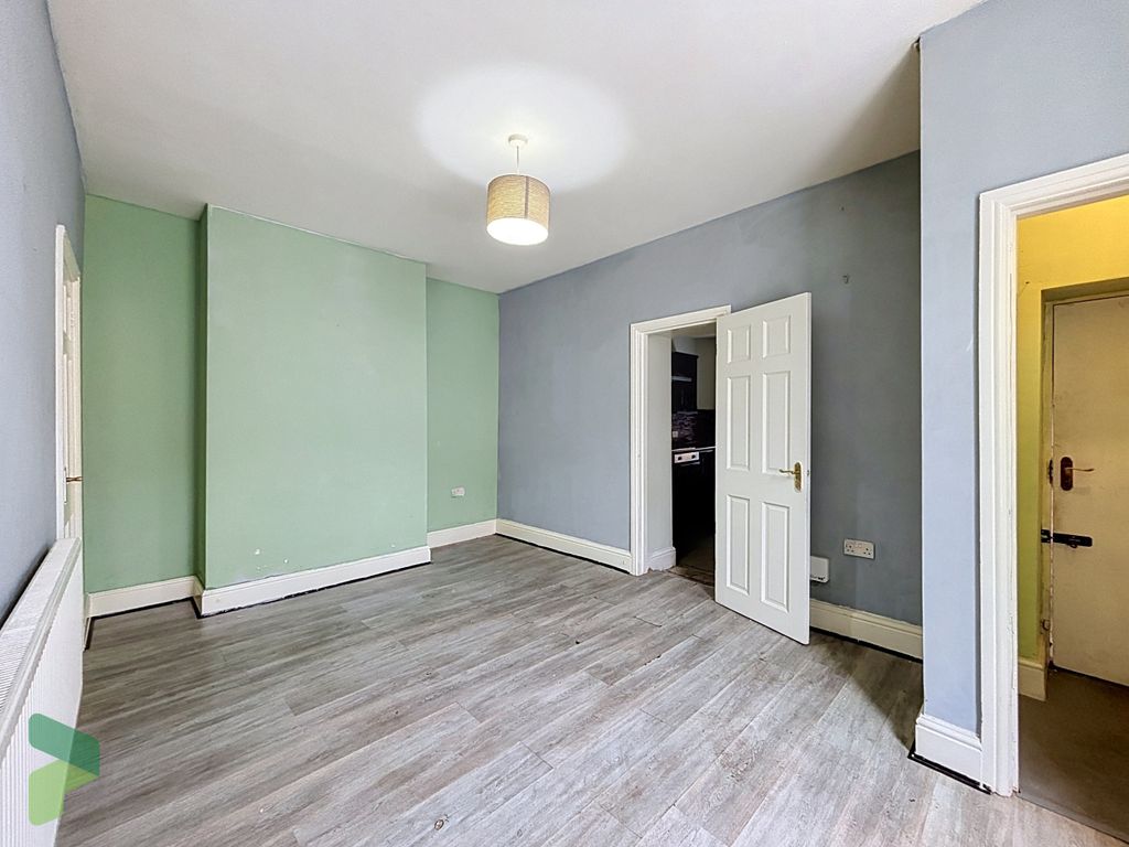 Property photo 3 of 10 Sitting Room/ Dining Room