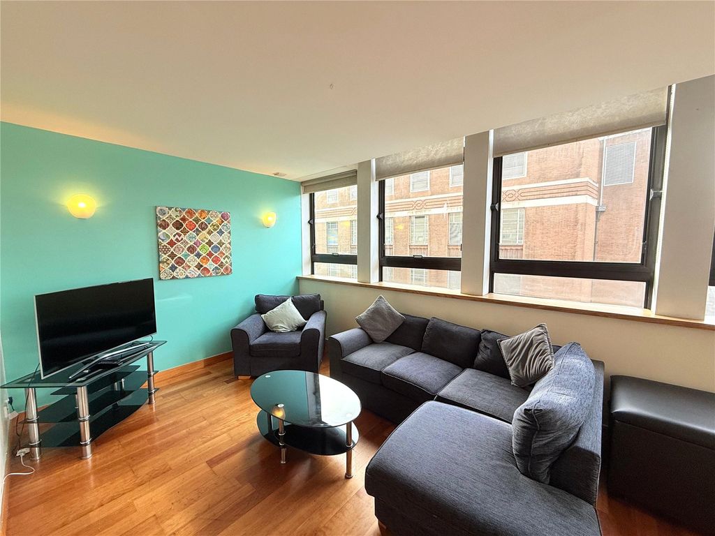 Property photo 2 of 10 Picture No. 08