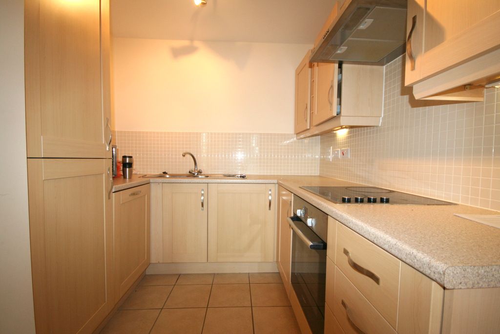 Property photo 3 of 5 Kitchen