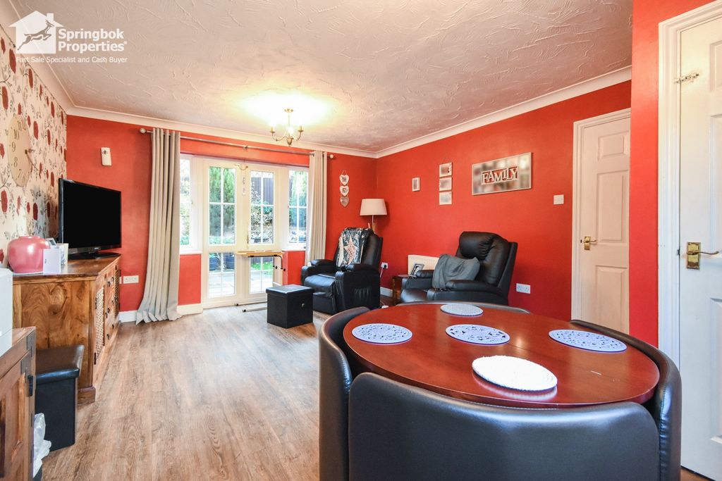 Property photo 2 of 14 Image 2