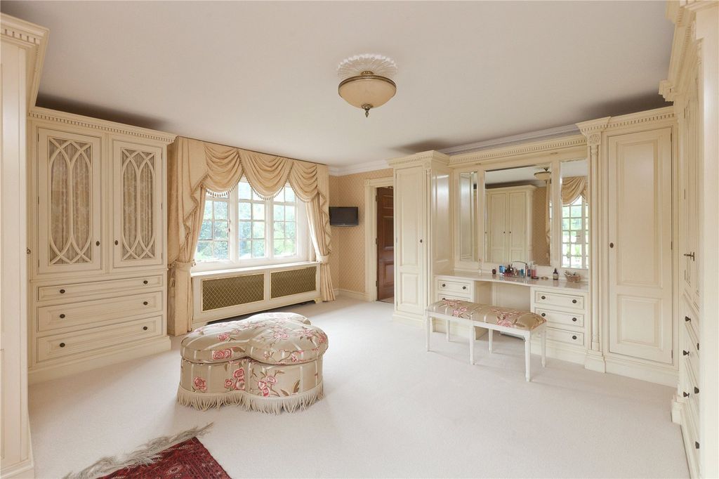 Additional image 19 of 7 bed equestrian for saleThe Grange, Amersham Road, Beaconsfield, Buckinghamshire HP9