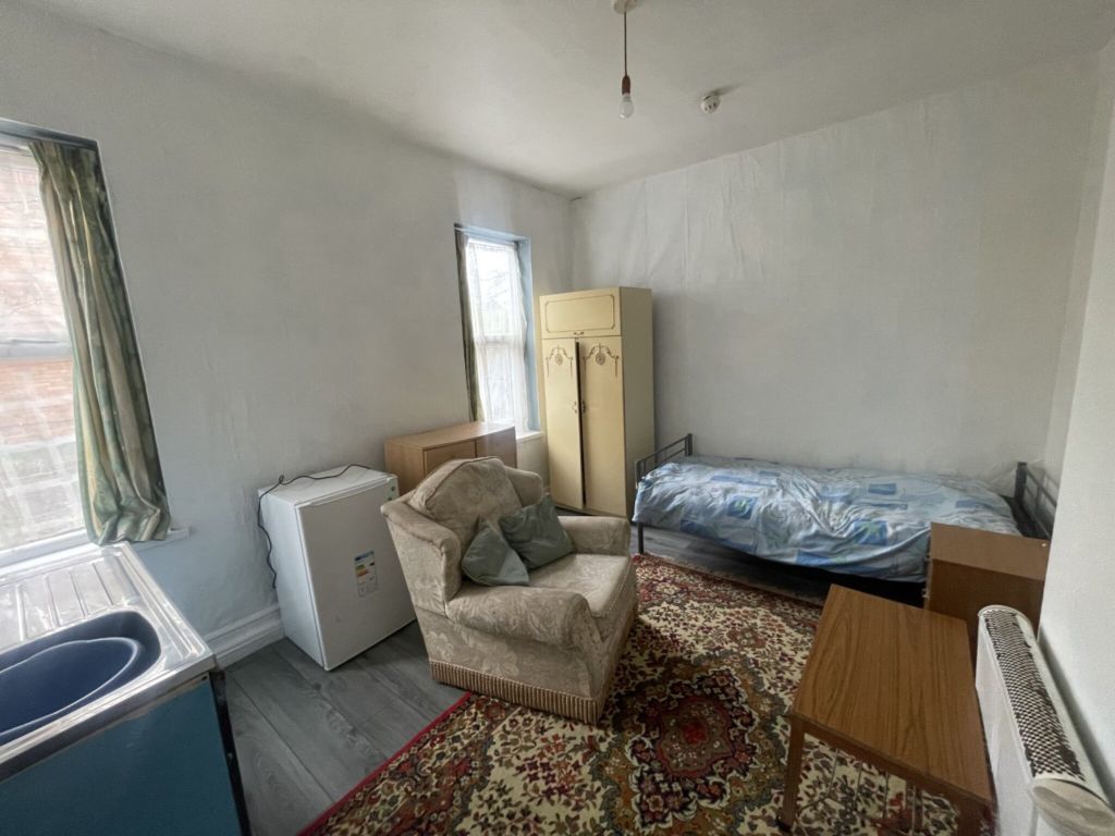 Property photo 2 of 7