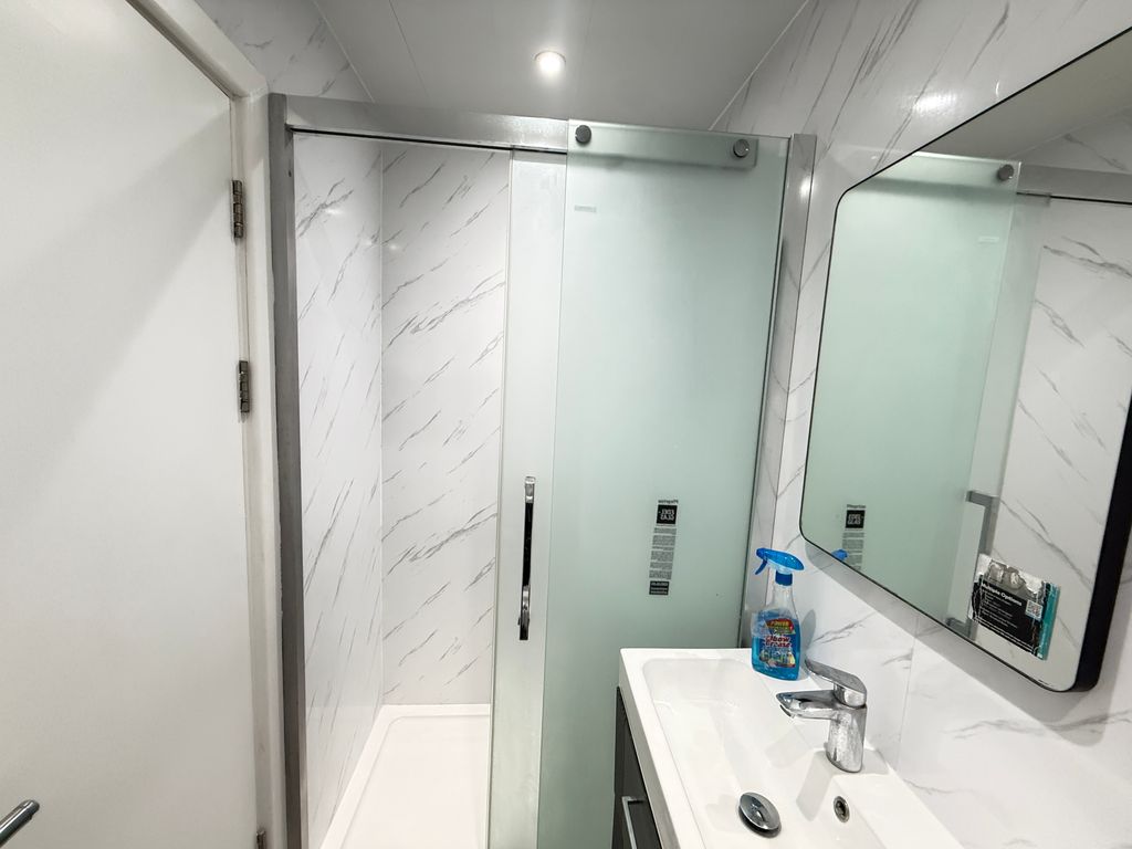 Property photo 2 of 2