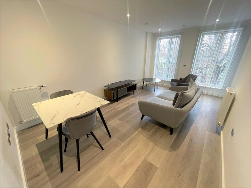 Property photo 3 of 6 Photo 5