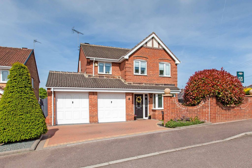 Property photo 1 of 48