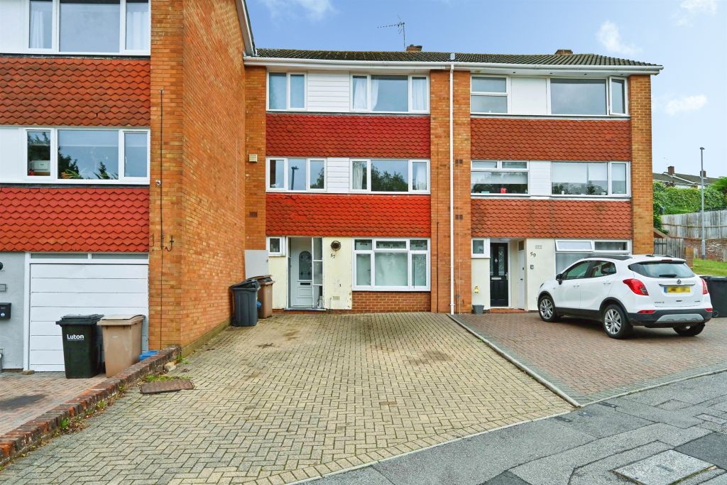 Property photo 1 of 32