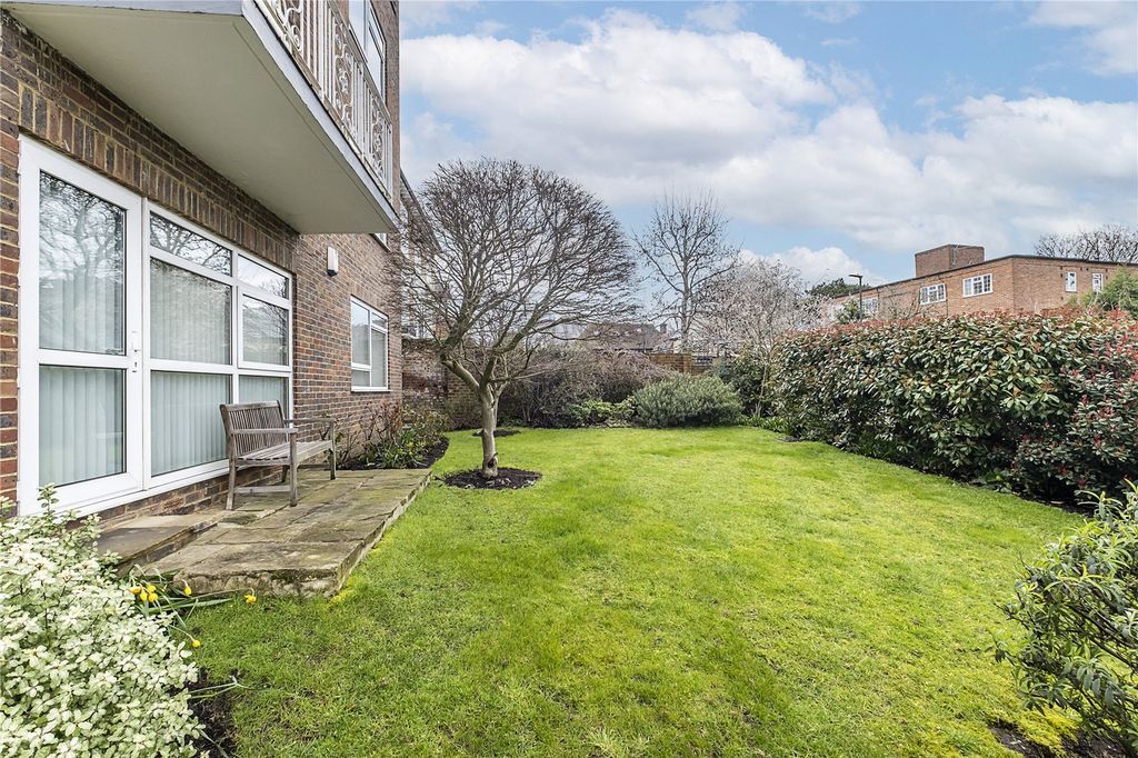 Property photo 2 of 16 Picture No. 03