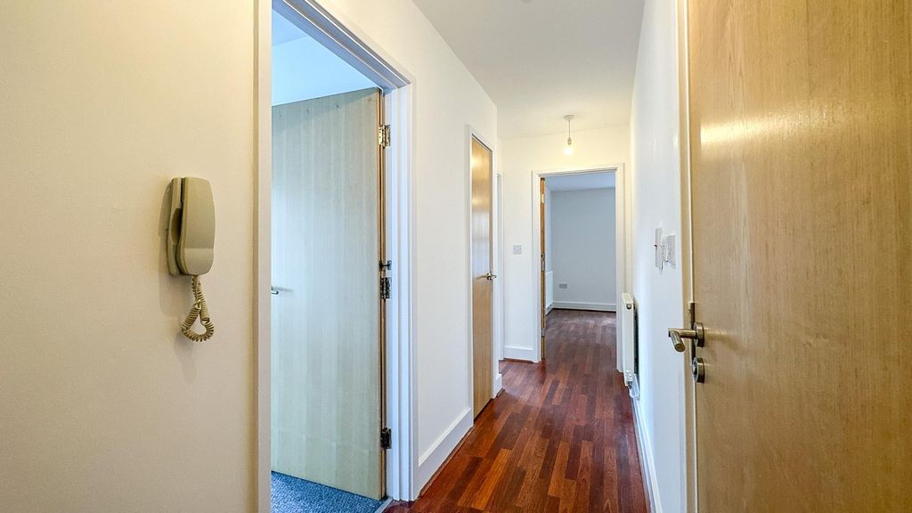 Property photo 3 of 10 Untitled-1720.Jpg