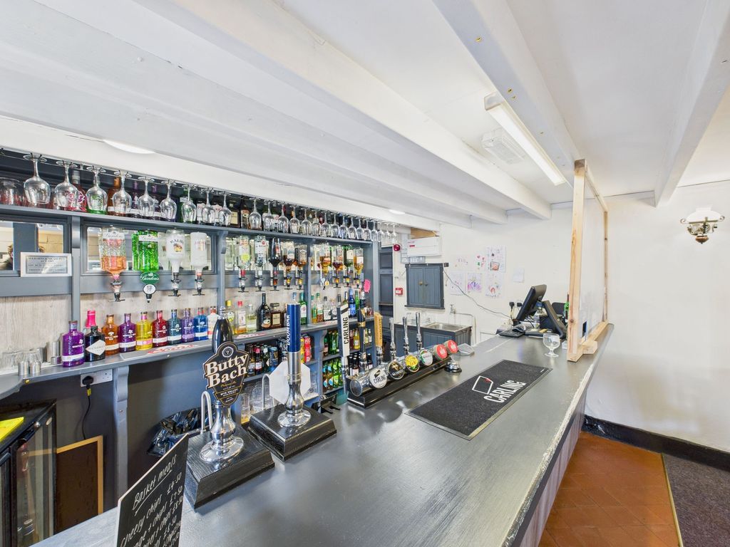 Property photo 3 of 23