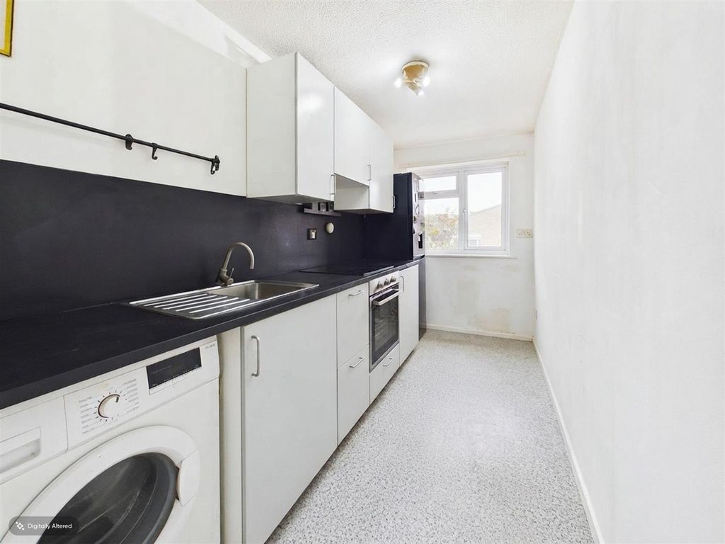 Property photo 2 of 7 Cam05510G0-Pr0178-Still003-001.Jpg
