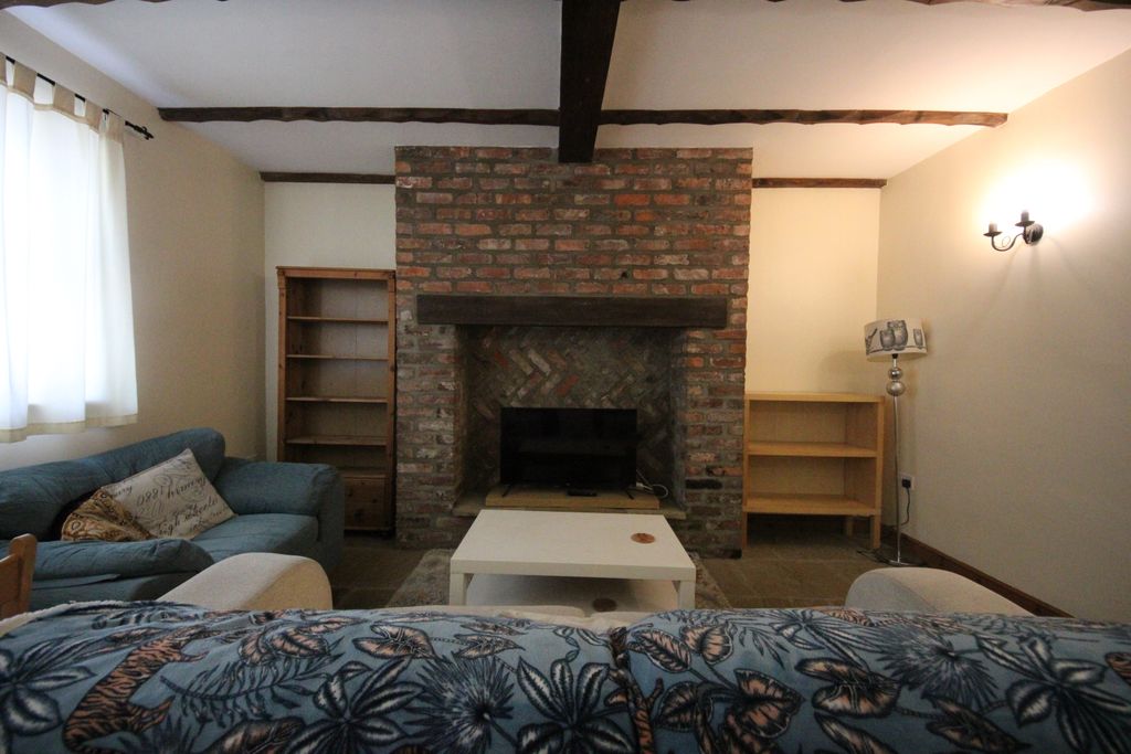 Property photo 3 of 6