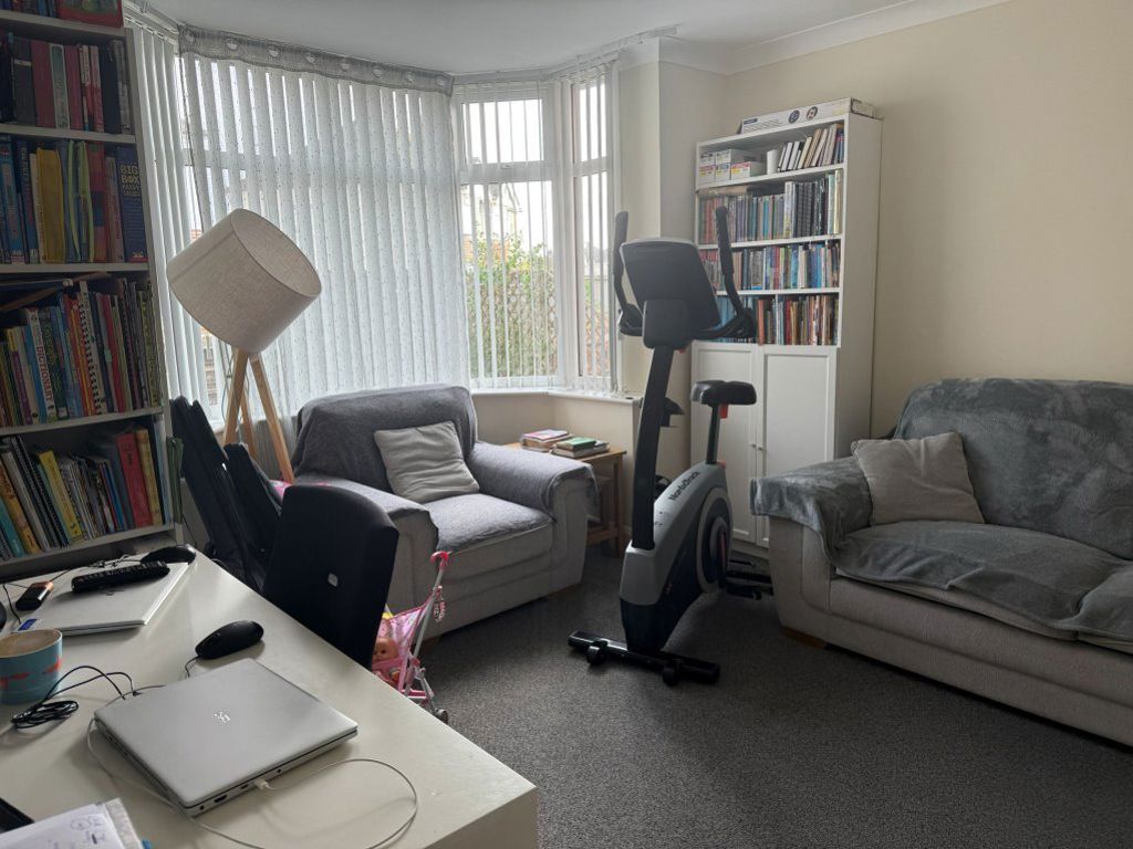 Property photo 3 of 8