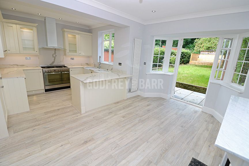 Property photo 2 of 23