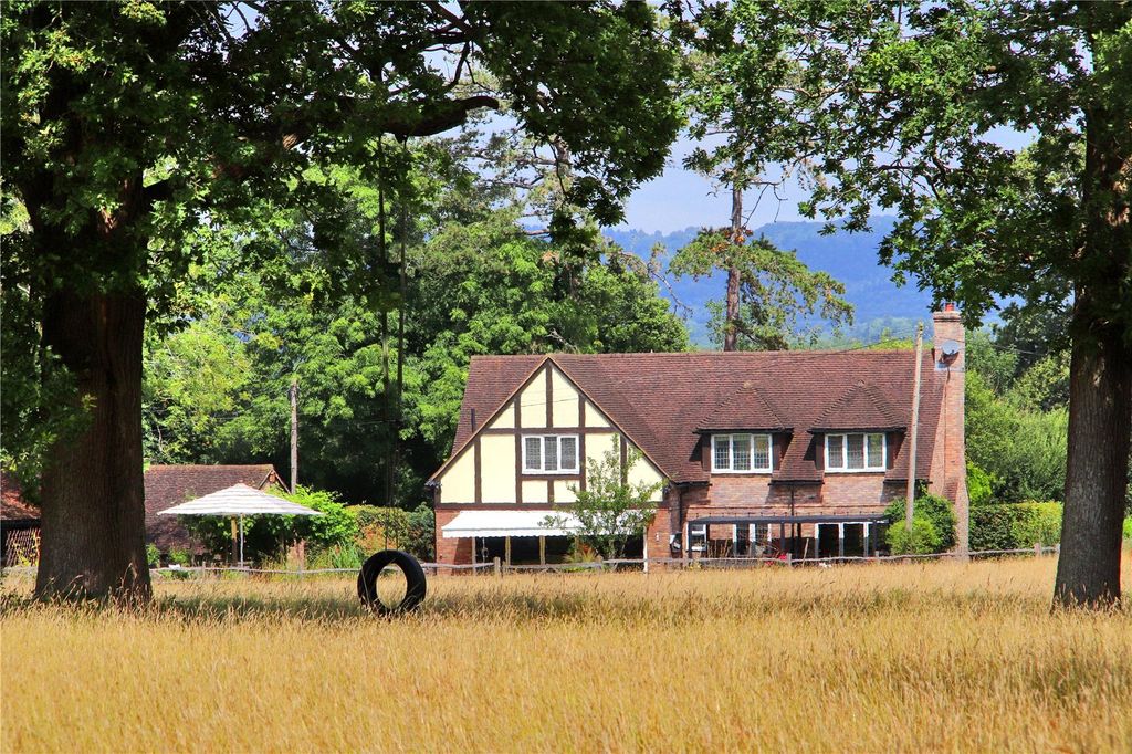 Property photo 1 of 31 Duxhurst Farm House