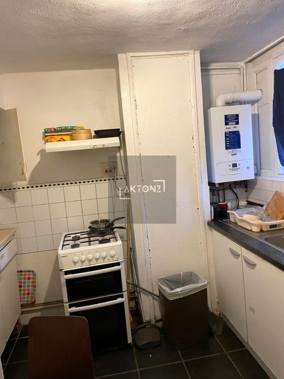 Property photo 3 of 4 86 (3)