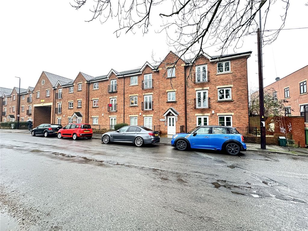 Property photo 1 of 9 Picture No. 13