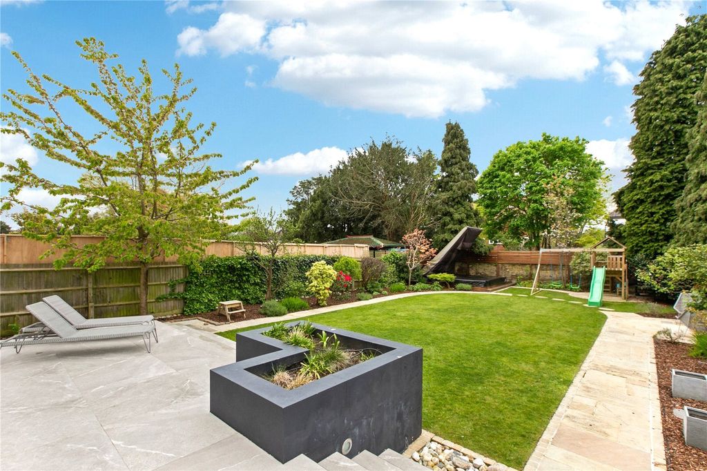 Property photo 1 of 23 Garden