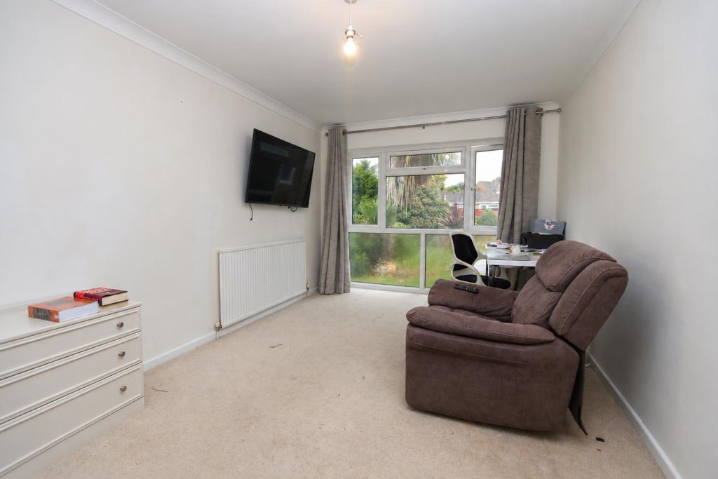 Property photo 3 of 9 1 (2).Png