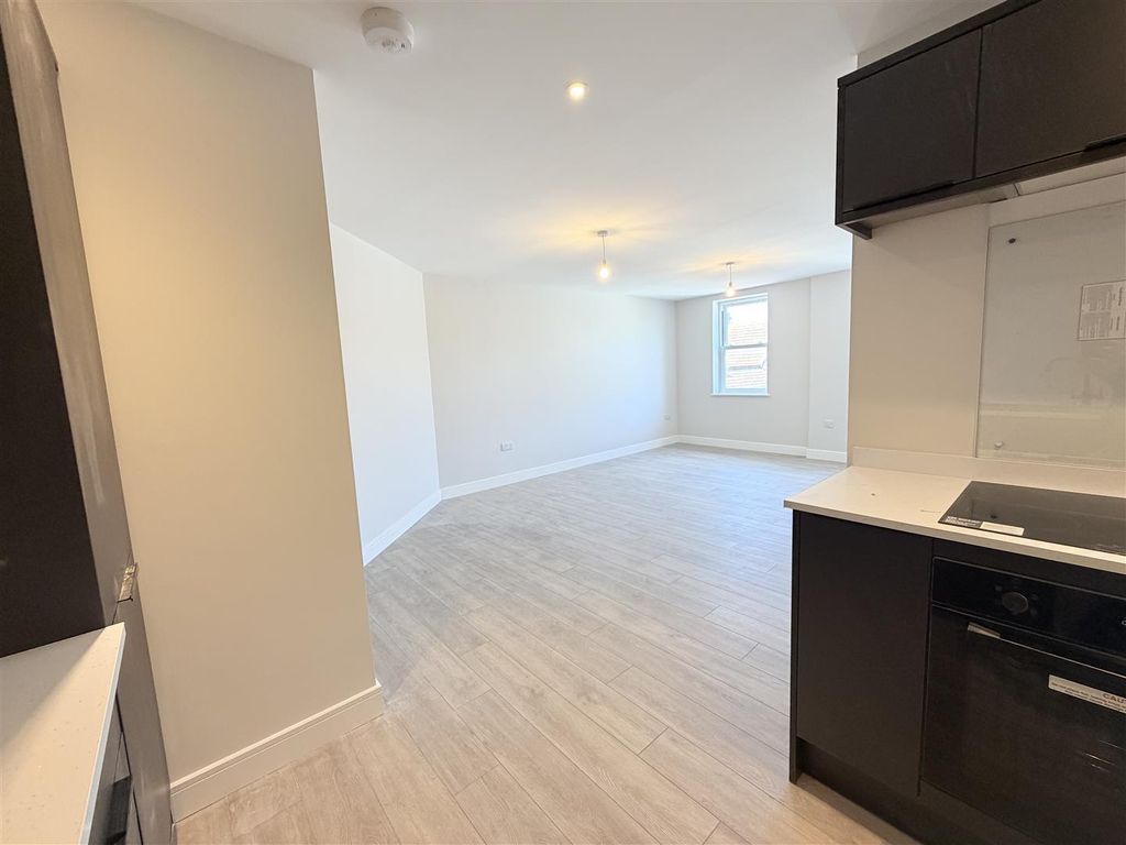 Property photo 2 of 9 Uw9Qjnpbvuqmxr9Ctipi5W.Jpg