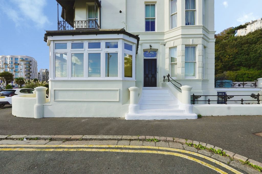 Property photo 1 of 15 Pbox-Img.Jpg
