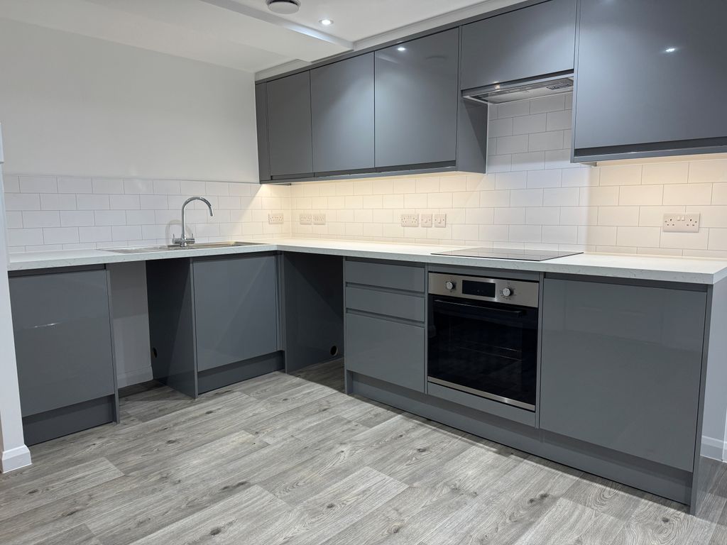 Property photo 2 of 15 Image