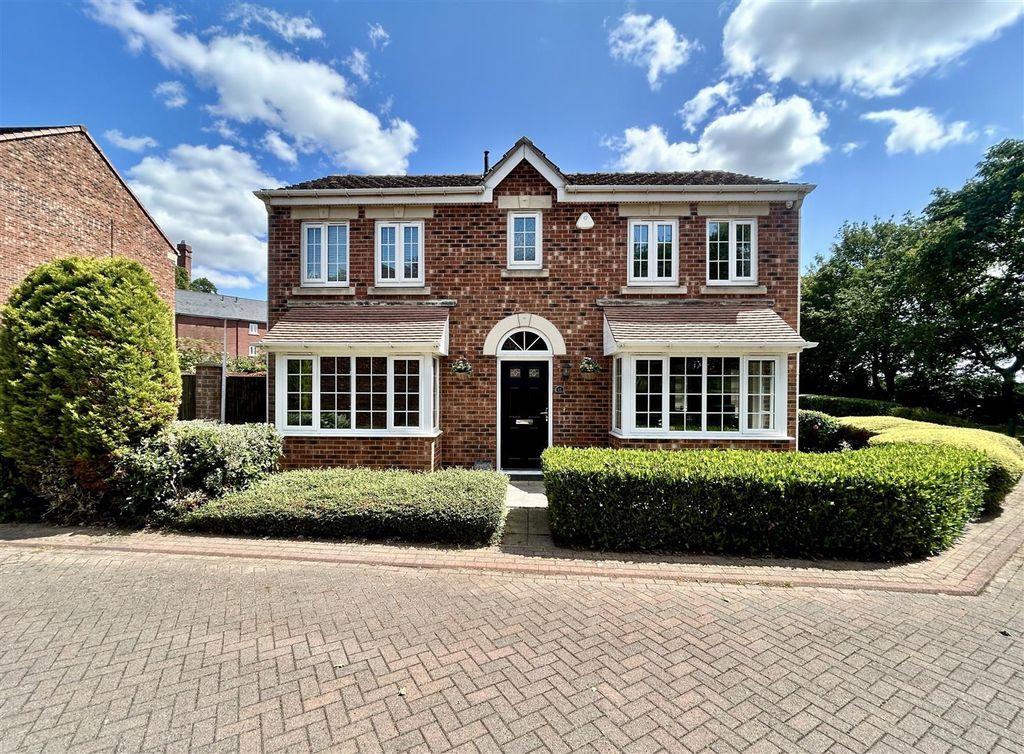 Property photo 1 of 30