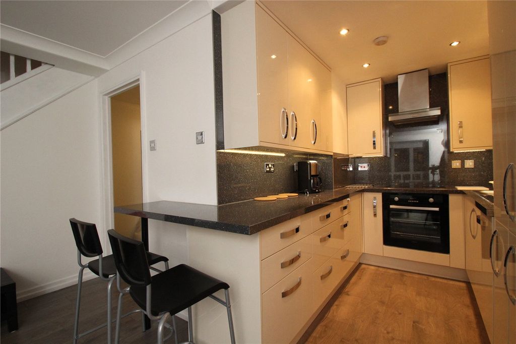 Property photo 1 of 6 Kitchen