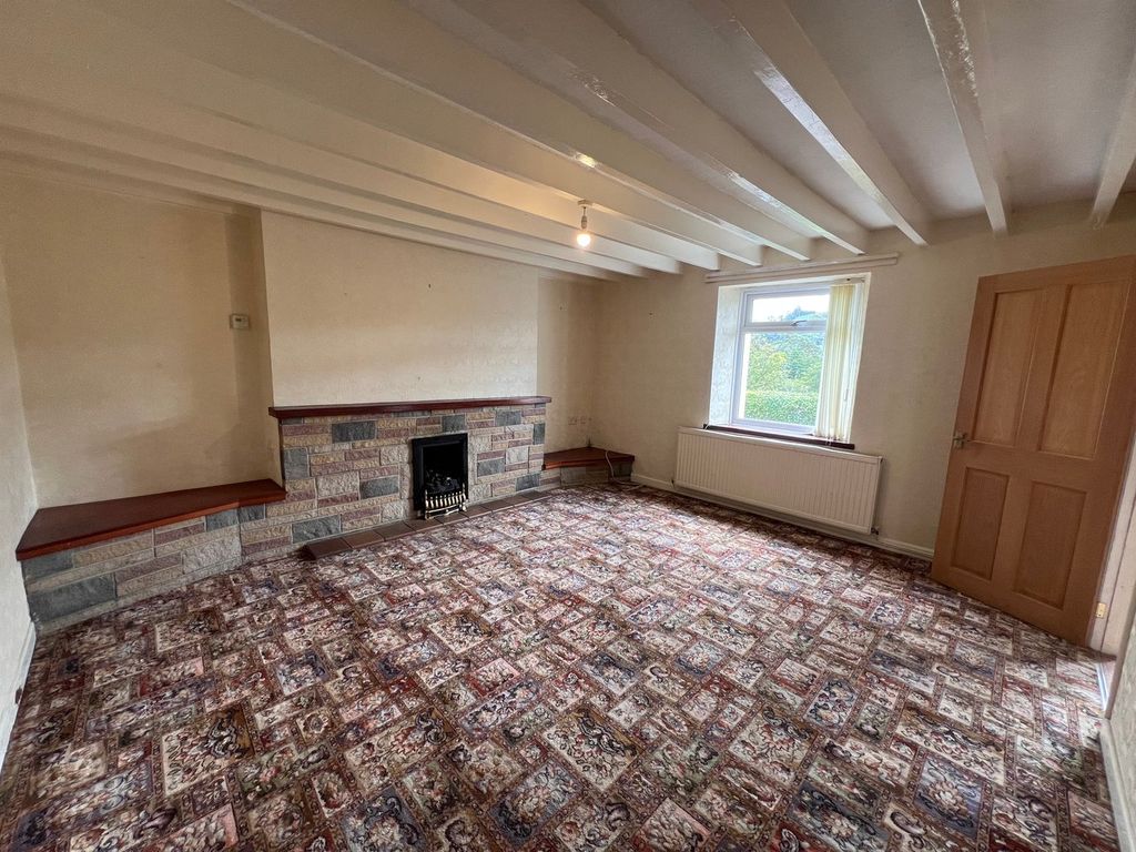 Property photo 2 of 51