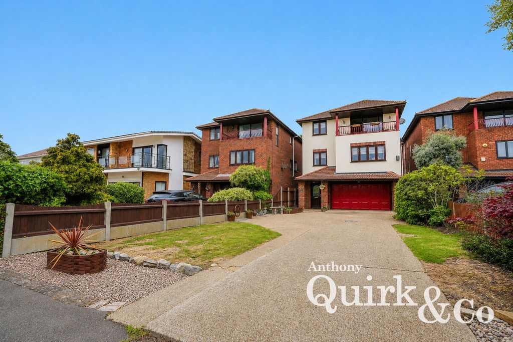 Property photo 1 of 30