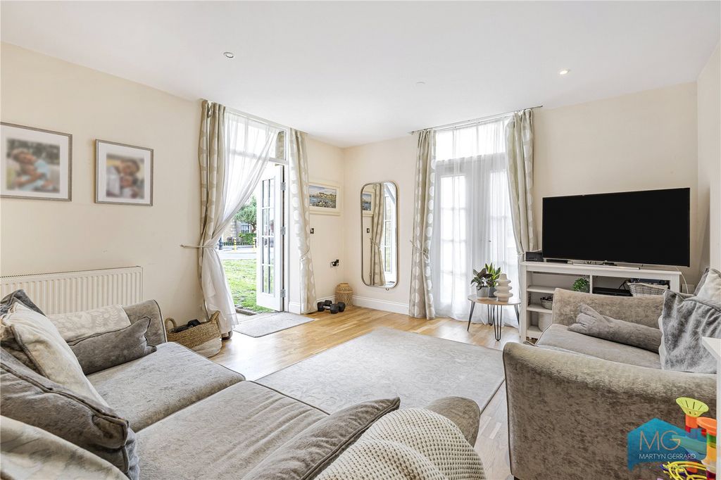 Property photo 1 of 17 Picture No. 06