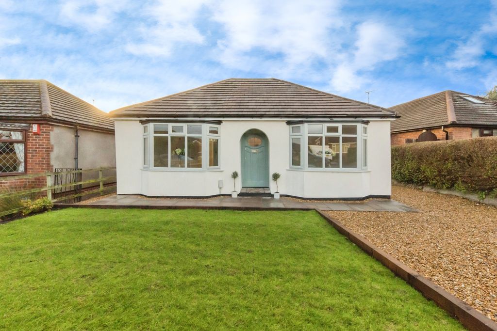 Property photo 1 of 17 Pbox-Img.Jpg