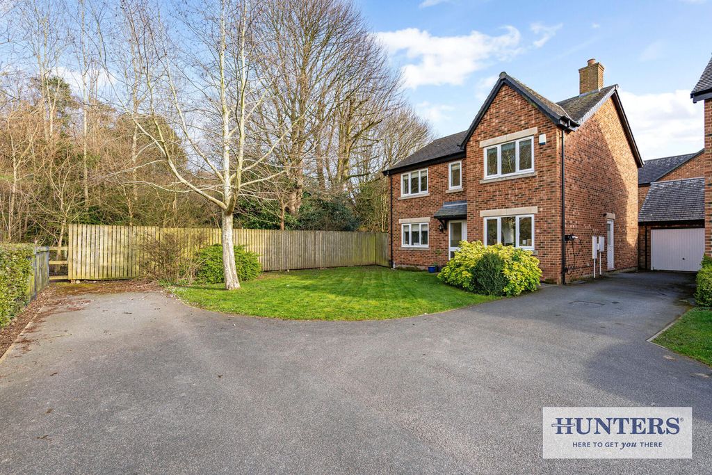 Property photo 1 of 26 Front (Exterior)