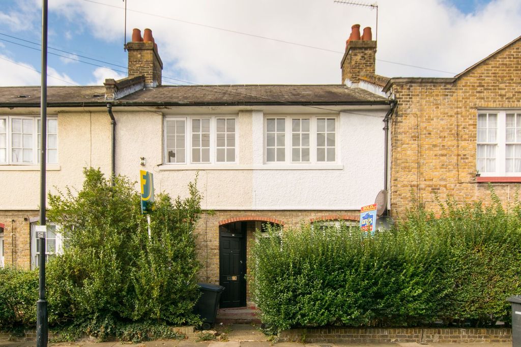 Property photo 1 of 11